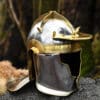 Casque romain Auxiliaire infanterie E en acier et laiton