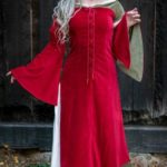 Robe médiévale Isobel rouge empereur