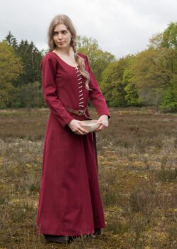 Cotehardie robe médiévale Ava rouge vin