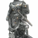 Figurine médiévale croisés templiers