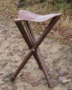 Tabouret tripode