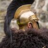 Casque corinthien antique avec crinière – Image 3
