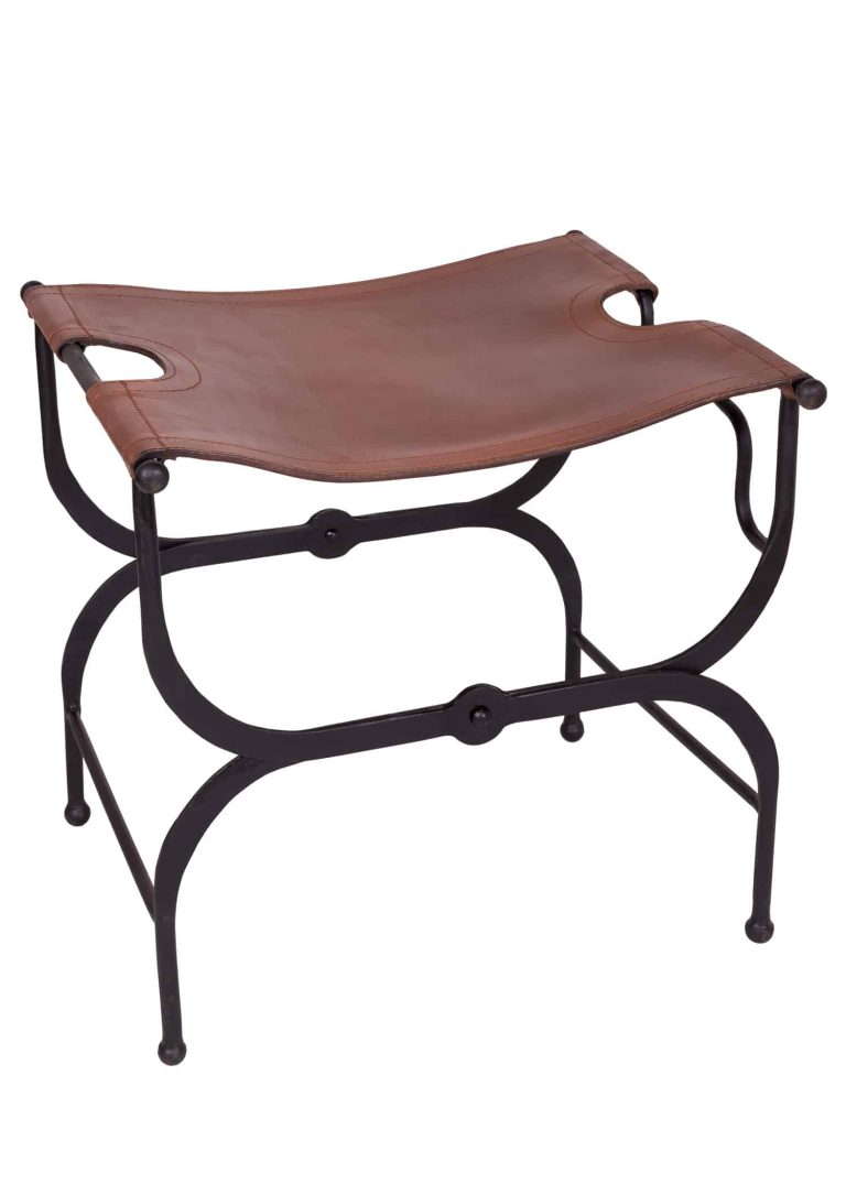Tabouret pliant avec assise en cuir