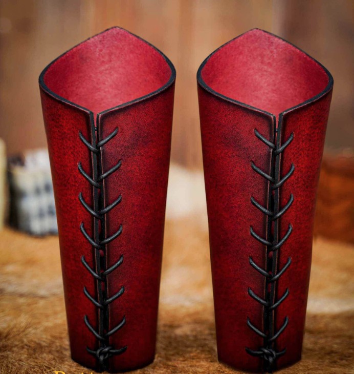 Brassards celtiques en cuir véritable 5 Brassards celtiques en cuir veritable