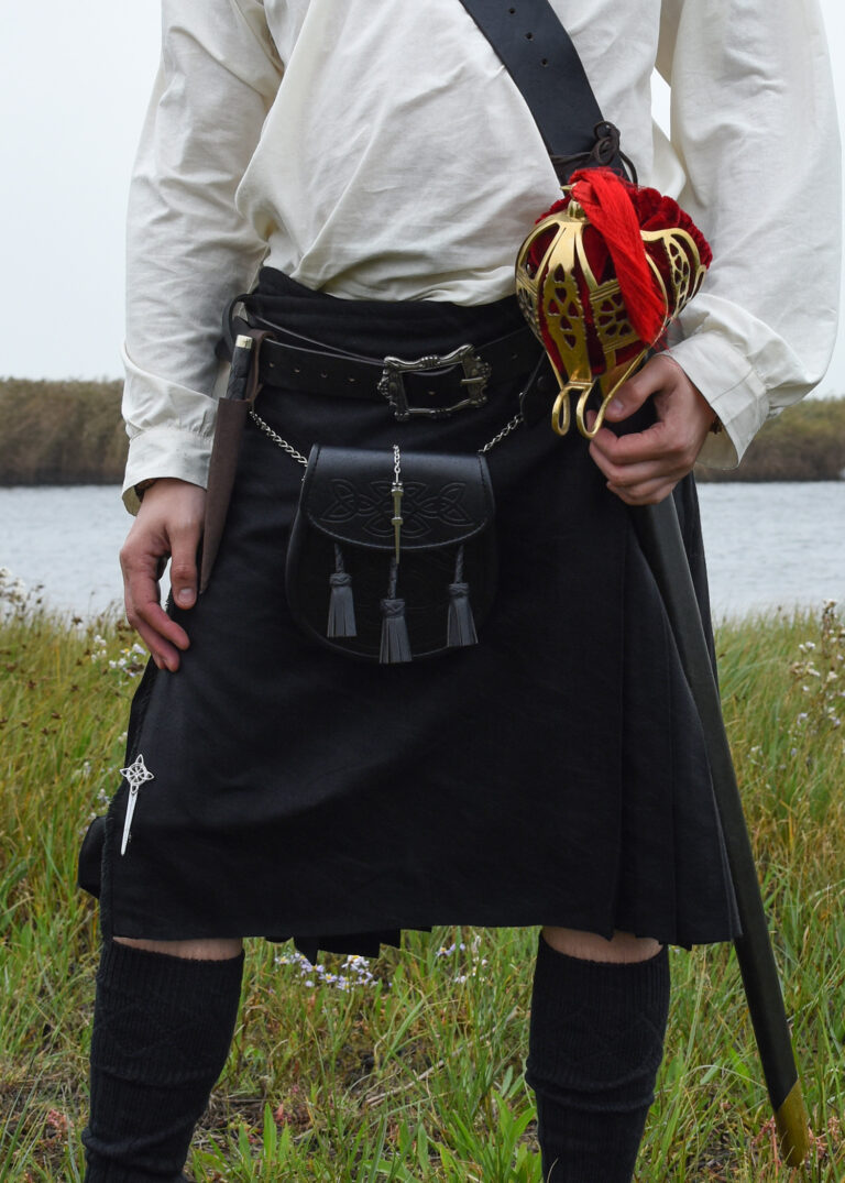 Kilt écossais 8 yards – noir uni