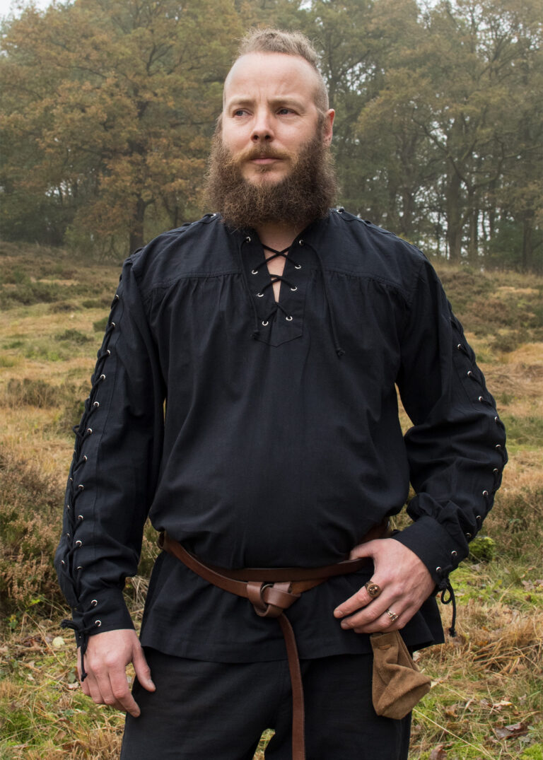 Chemise médiévale Corvin à lacets – noir
