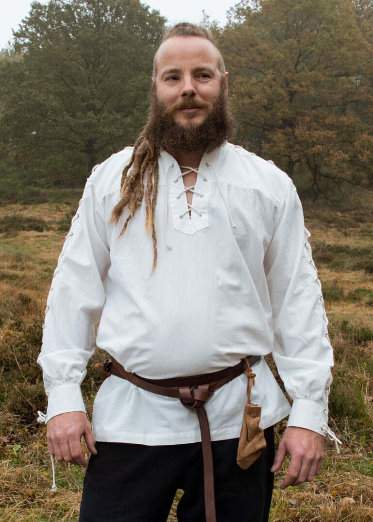 Chemise médiévale Corvin à lacets – blanc