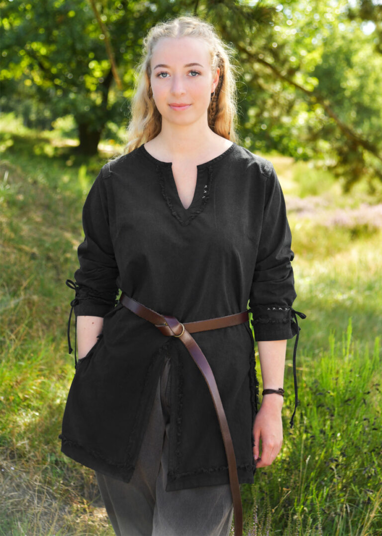 Tunique médiévale Yrsa, aspect vieilli, noire