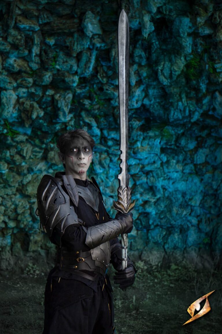 Grande épée GN Eventide Epic Armoury en mousse