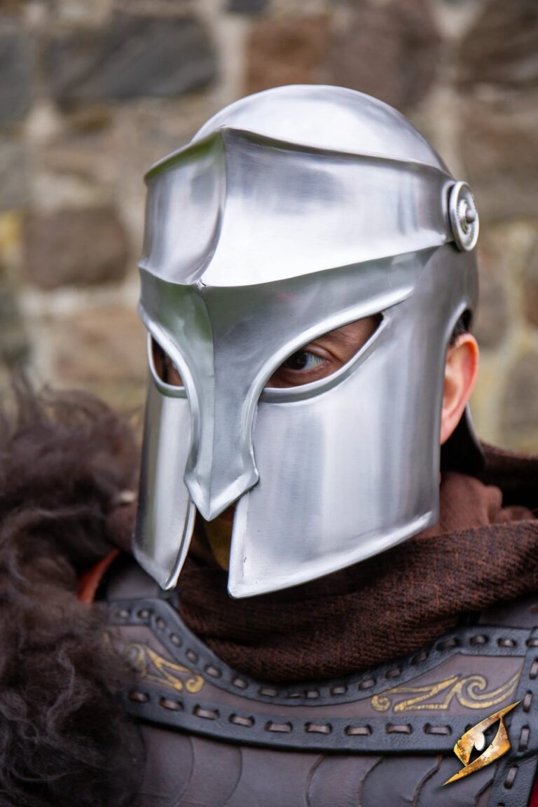 Casque corinthien à visière relevable – Epic Armoury