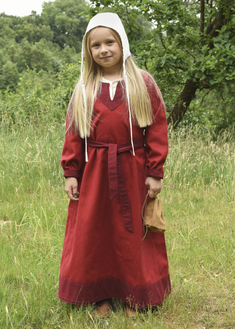 Robe viking enfant Solveig rouge et bordeaux — présentation du vêtement