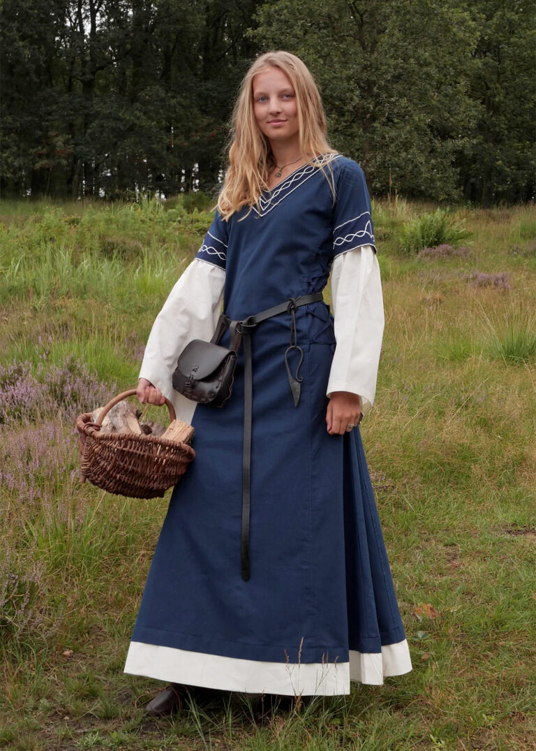Robe médiévale Alvina bleue et naturelle — présentation du vêtement