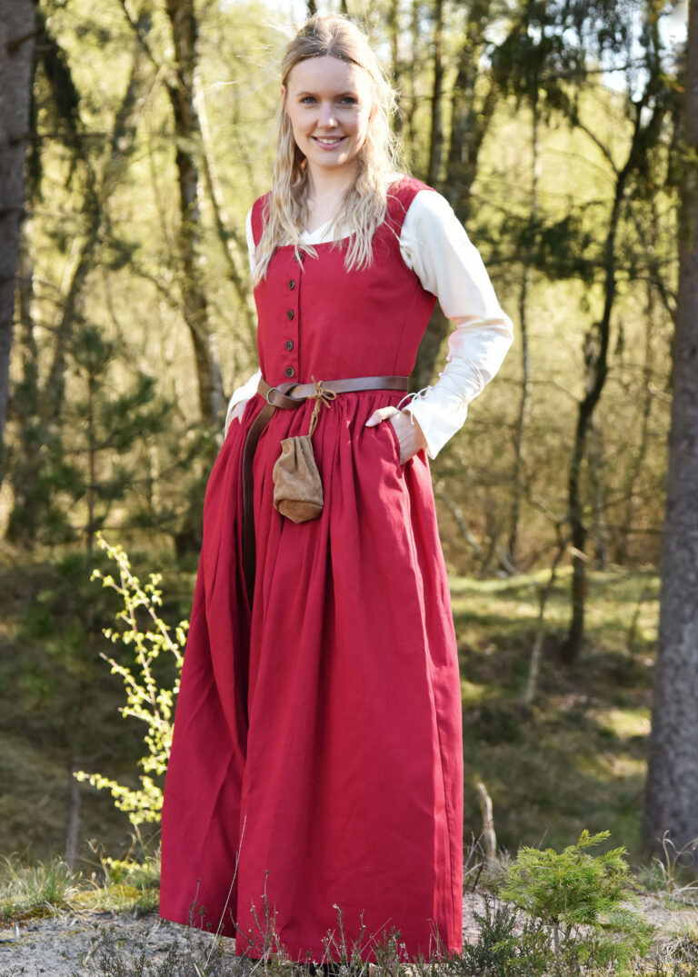Robe médiévale sans manches Lene rouge — présentation du vêtement