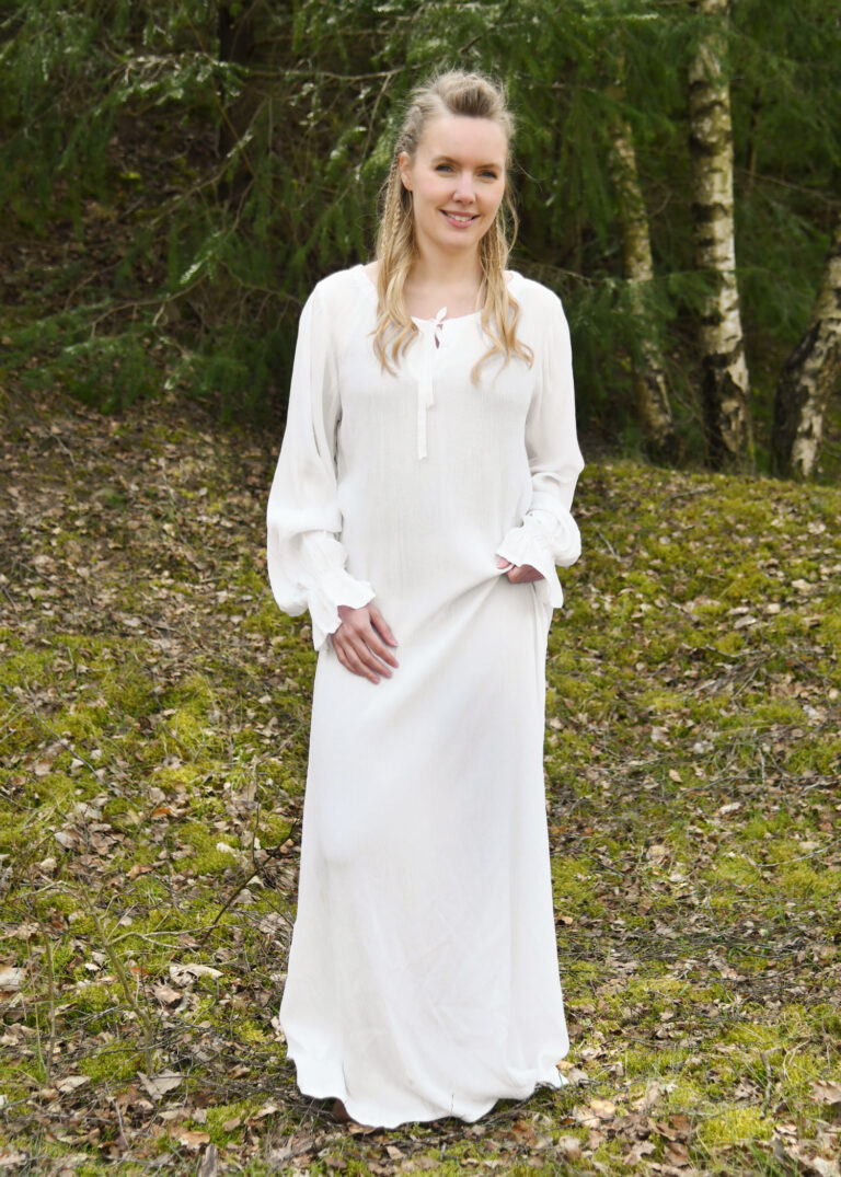 Sous-robe légère à effet froissé blanche — présentation du vêtement