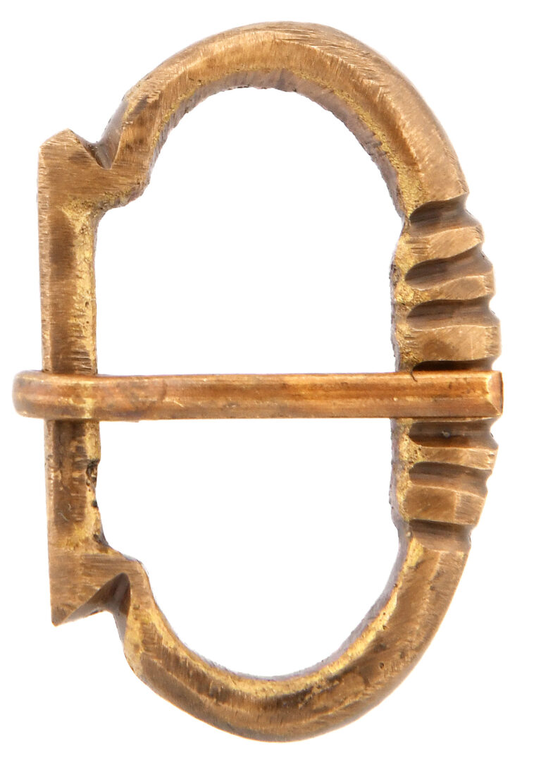 Boucle médiévale en laiton n° 2 – 28 mm