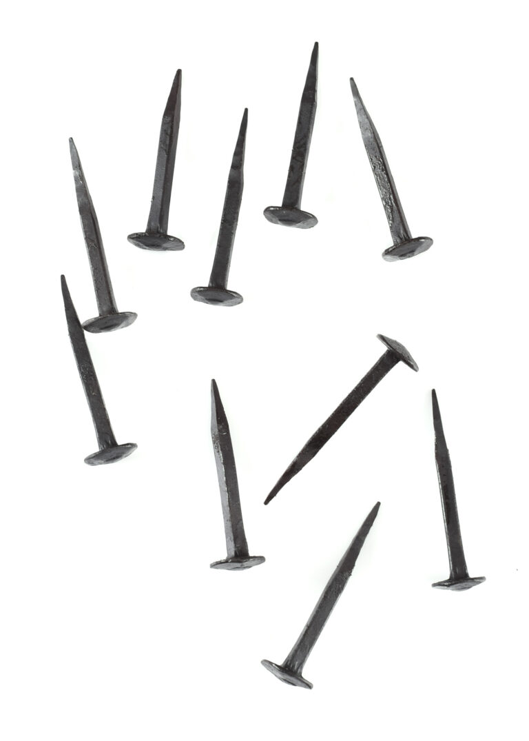 Clous forgés 50 mm – lot de 10 – photographie 1
