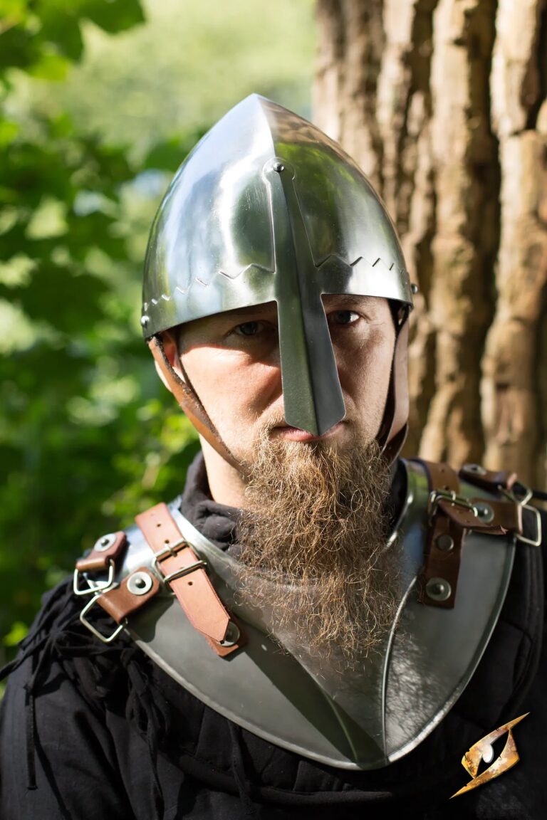 Casque normand à nasal en acier poli – Epic Armoury