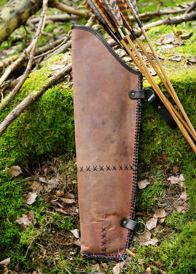 Carquois de hanche en cuir huilé – marron ou vert