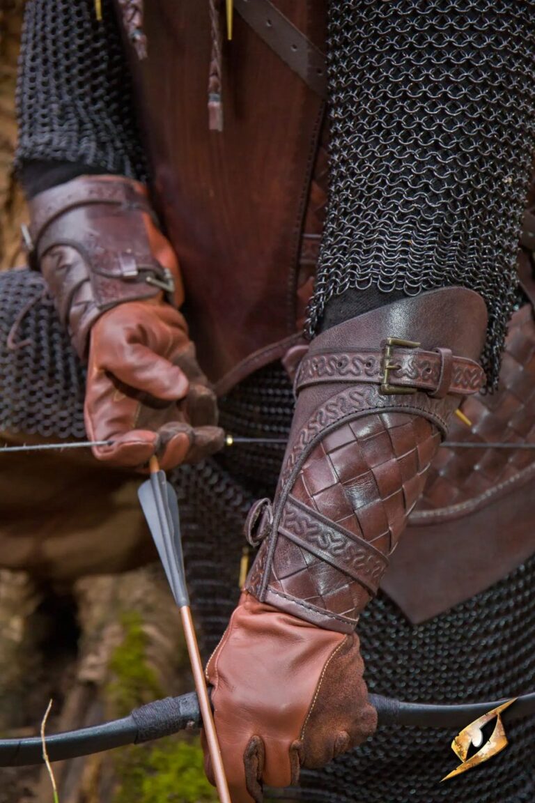 brassards en cuir Ranger Epic Armoury – coloris marron foncé