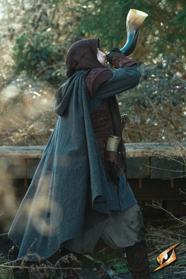 cape à capuche en laine Epic Armoury – coloris gris orage