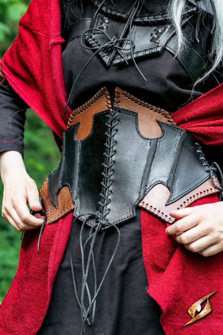 corset en cuir Dark Elf Epic Armoury – coloris noir et marron foncé