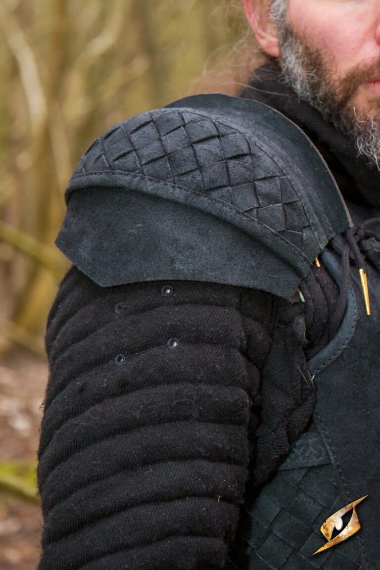 épaulières Ranger en daim Epic Armoury – coloris noir