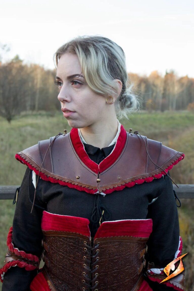 gorgerin en cuir Noble Epic Armoury – coloris marron et rouge