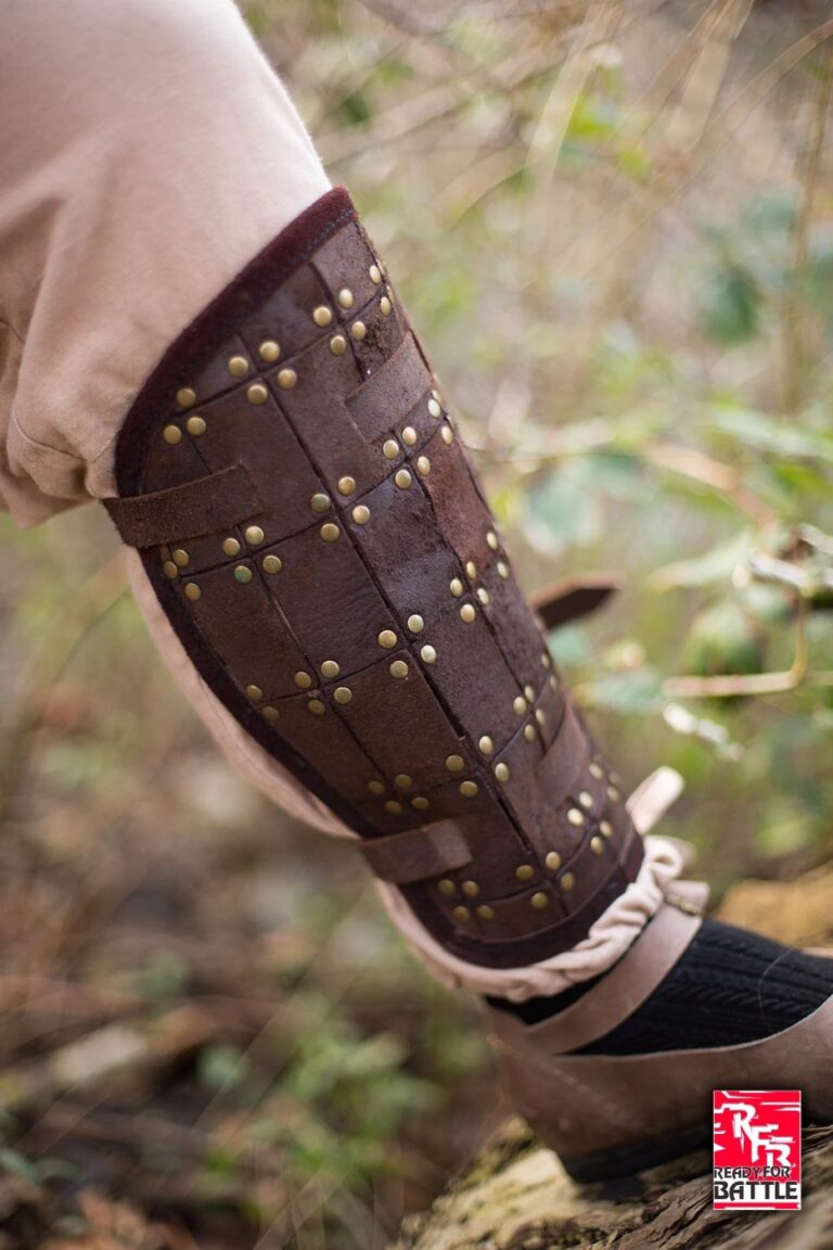 jambières RFB Fighter en daim Epic Armoury – coloris marron foncé