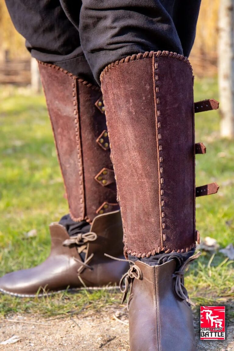 jambières RFB Veteran en daim Epic Armoury – coloris marron foncé